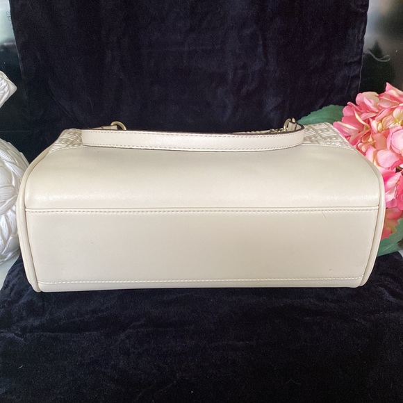 Anne Klein Purse - Picture 5 of 11